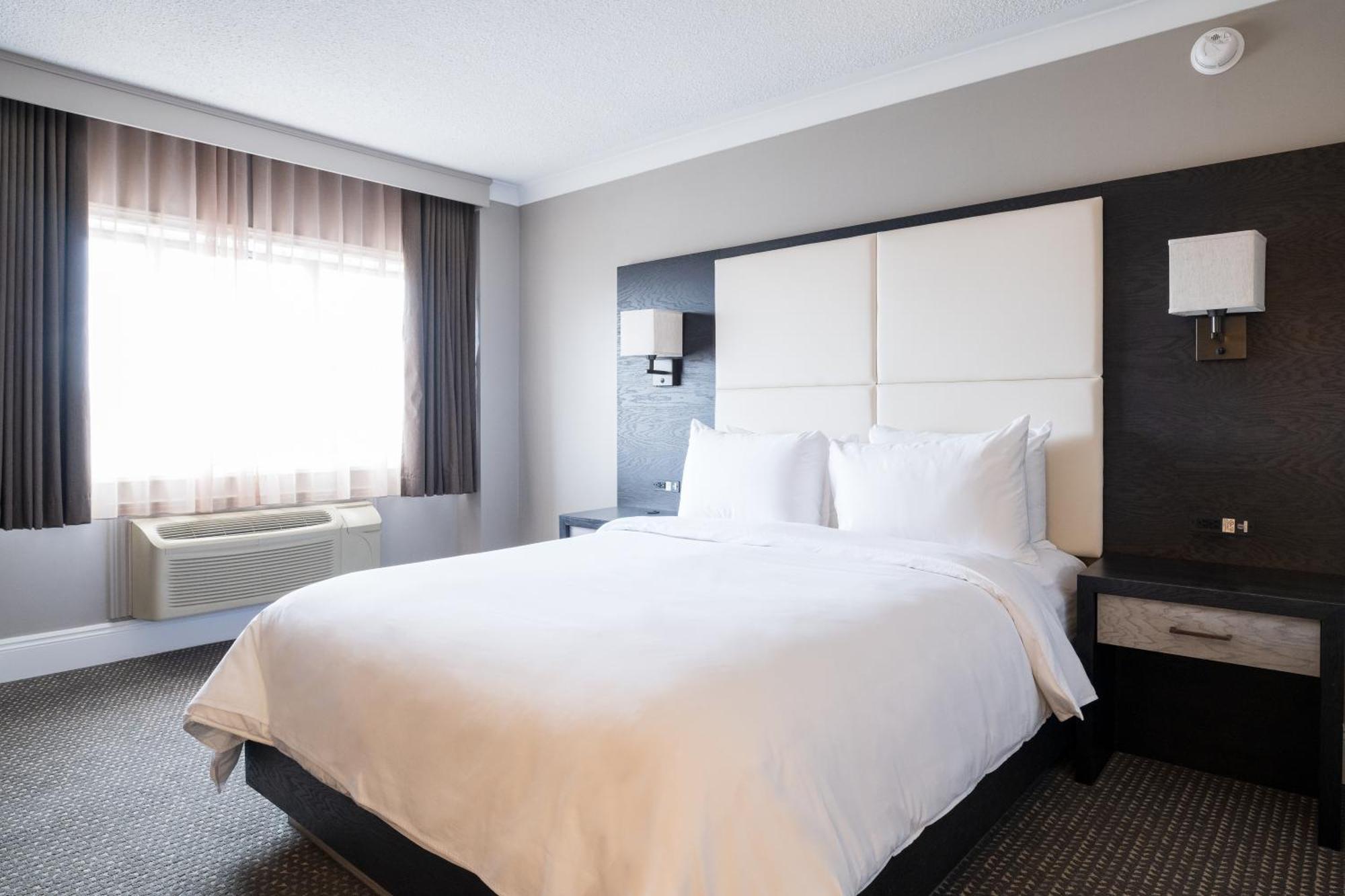 Crowne Plaza Hotel Moncton Downtown By Ihg Eksteriør bilde